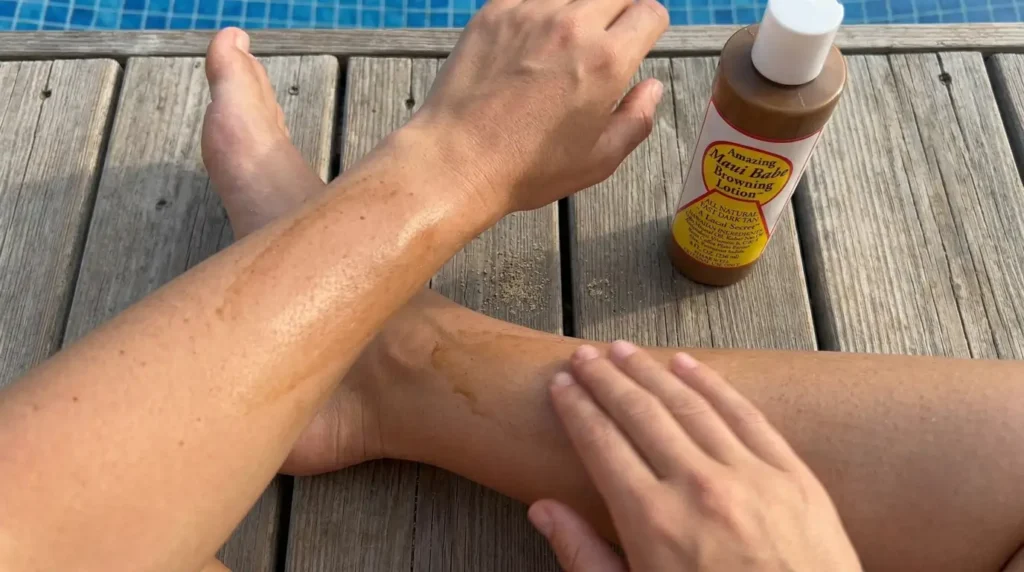 The Maui Babe Browning Lotion applied on a skin hand